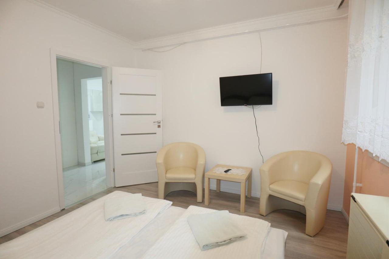 Anna Apartman Szeged Exterior photo